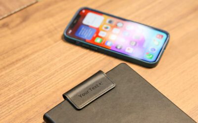 Phoneside Note : le support qui connecte smartphone et carnet
